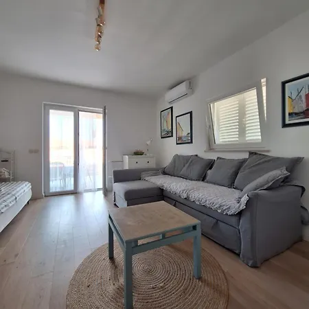 Dry Dock Apartment Postira