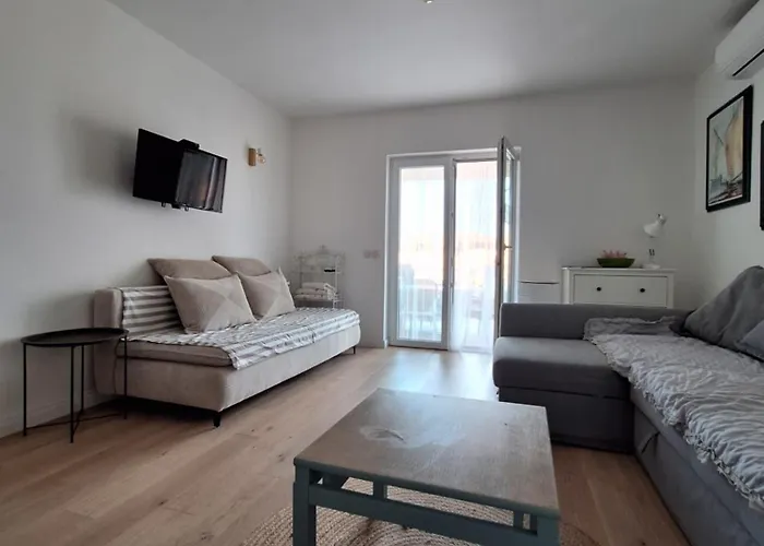 Dry Dock Apartment Postira