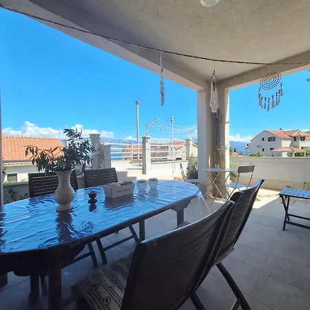 Dry Dock Apartment